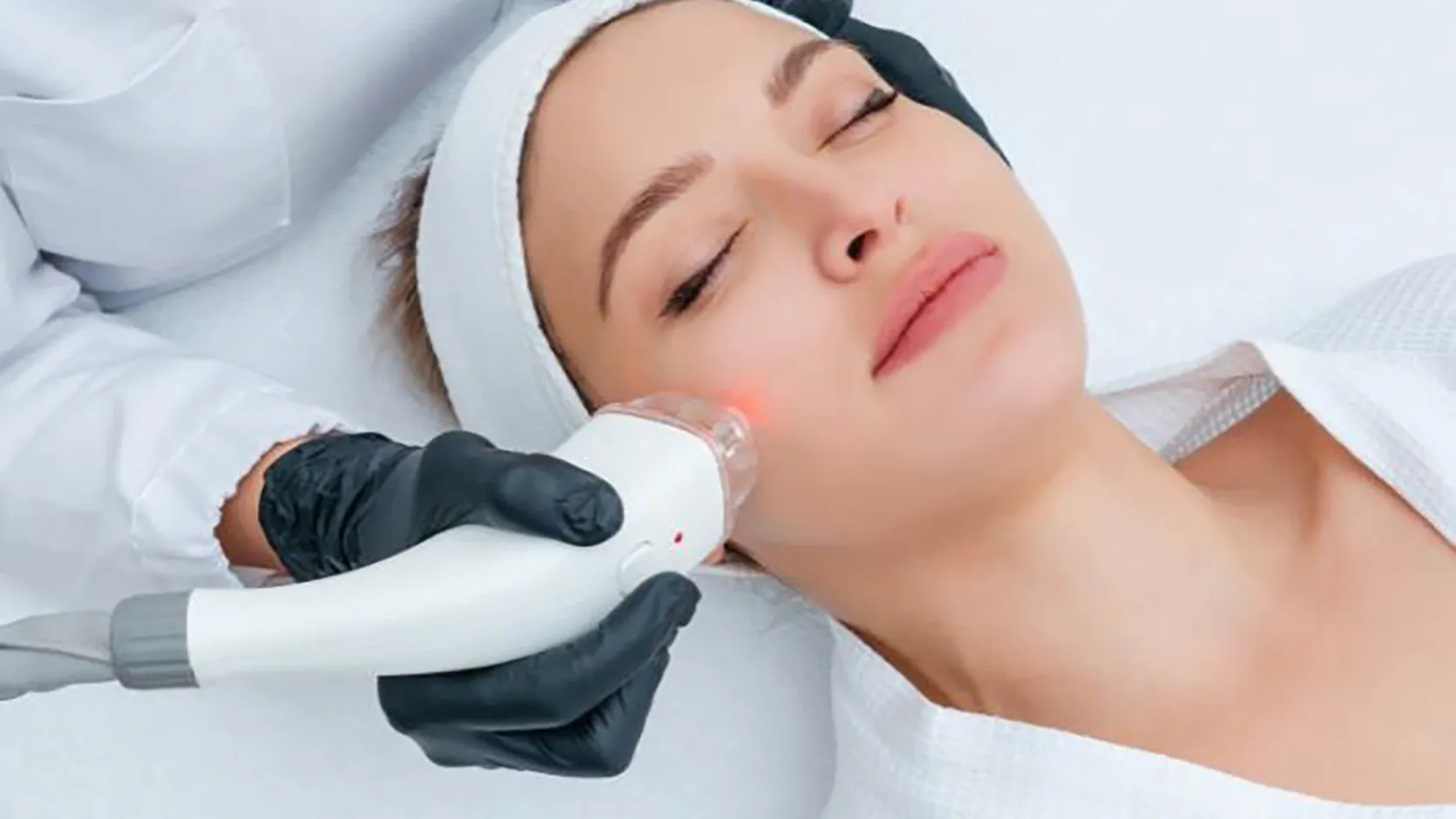 ĐIỀU TRỊ DA - MỤN - NÁM - TÀN NHANG - LỖ CHÂN LÔNG 